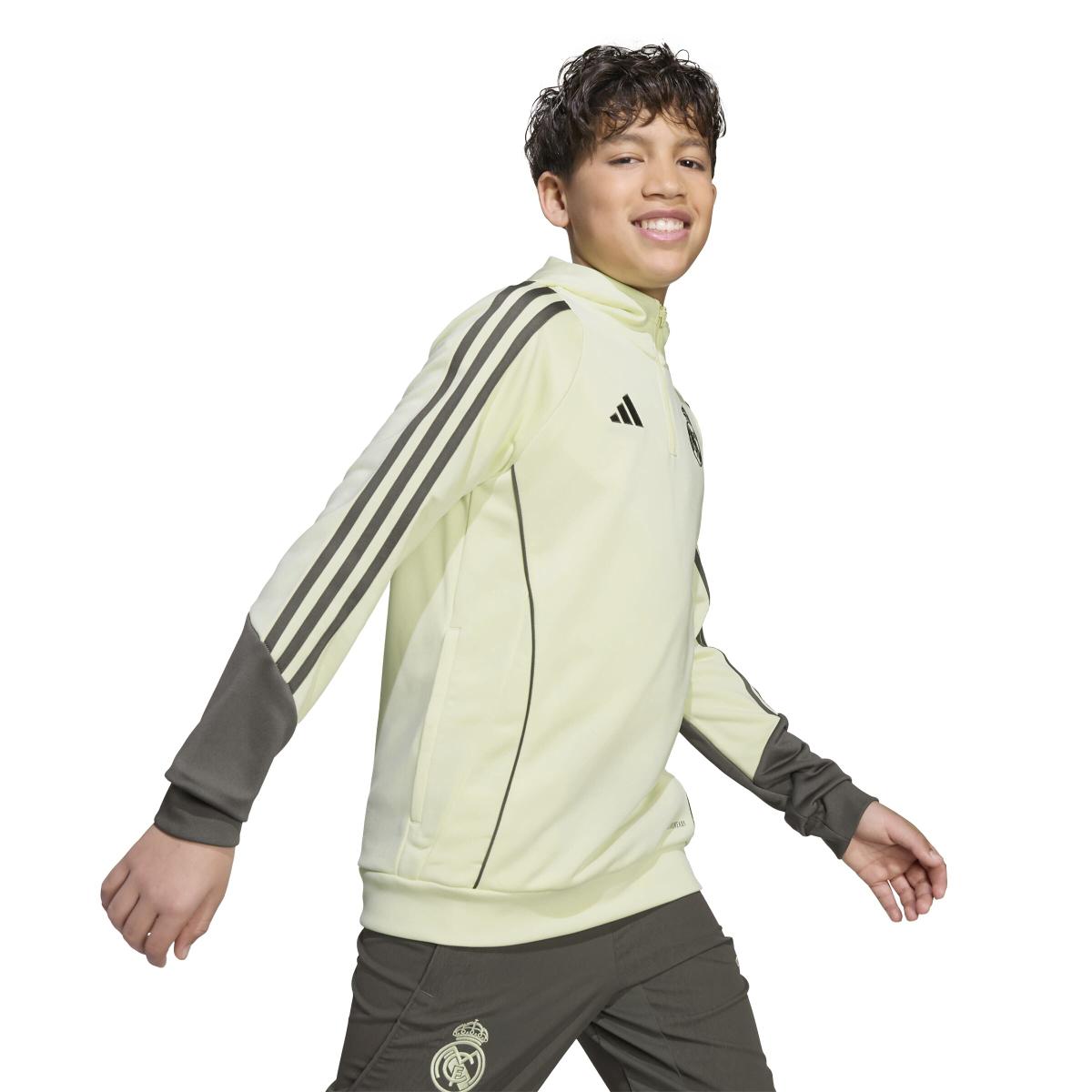product/a/d/adidas_jp4003_4_apparel_on_model_detail_view_1_white.jpg