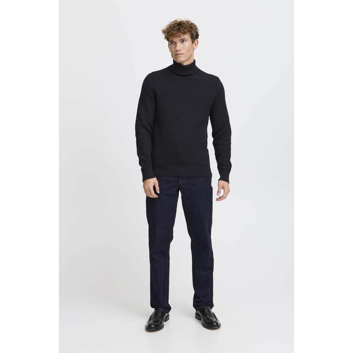 product/c/a/casual-friday_20505302-194013_3.jpg