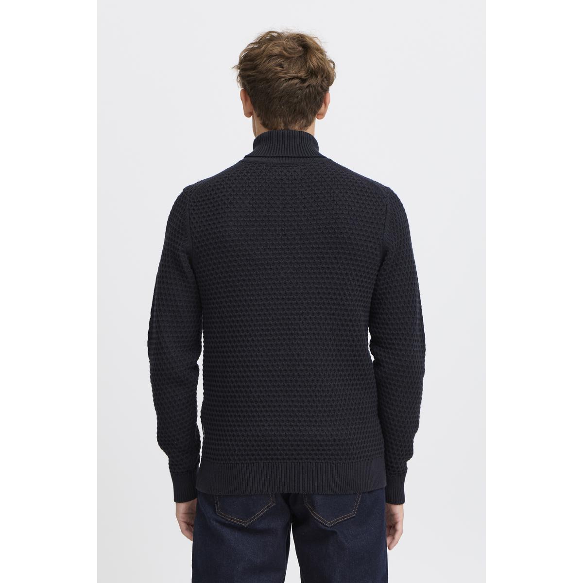 product/c/a/casual-friday_20505302-194013_5.jpg