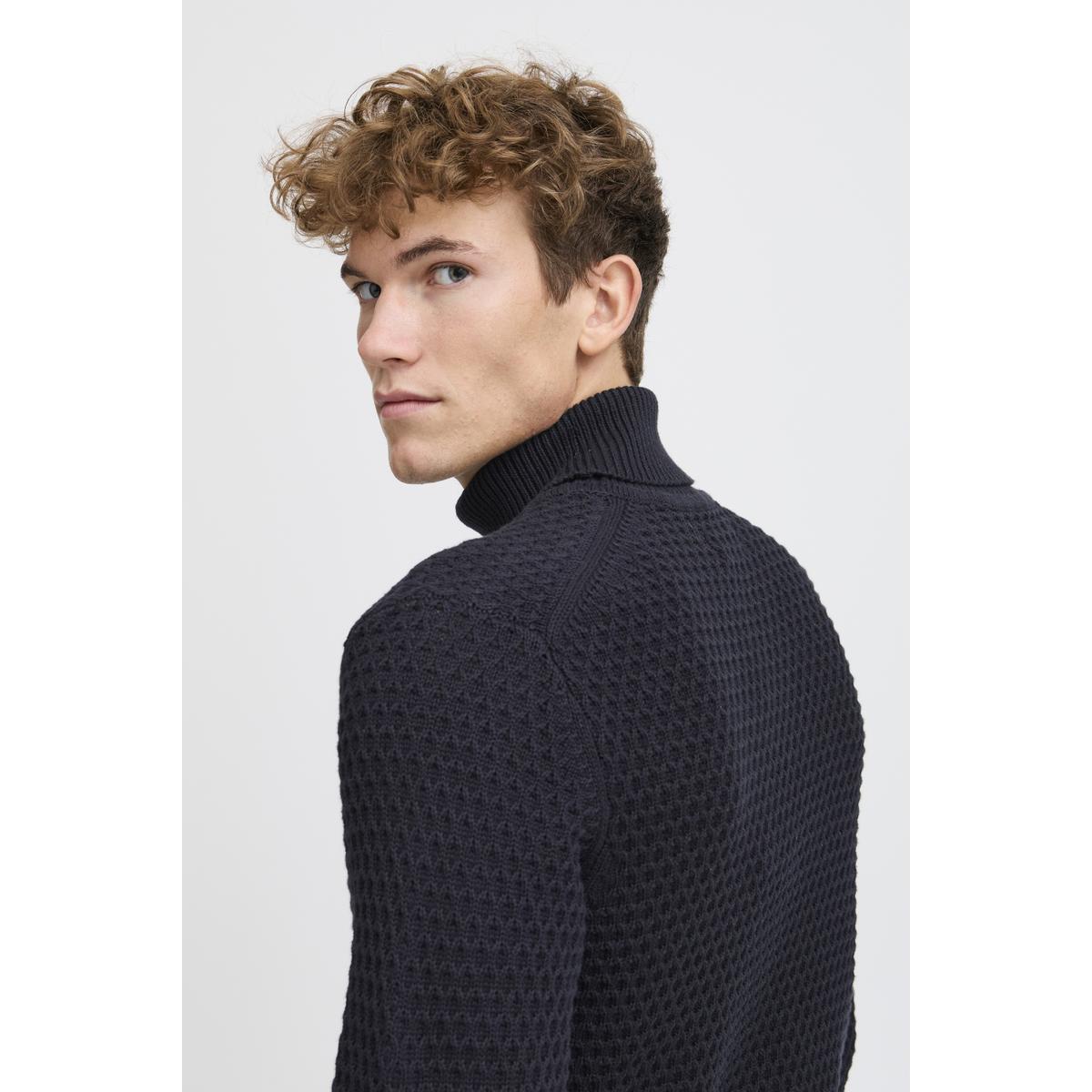 product/c/a/casual-friday_20505302-194013_7.jpg