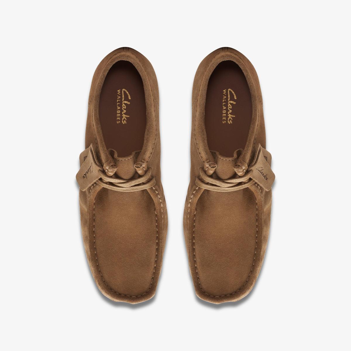 product/c/l/clarks_26172821_dark-sand-suede_6.jpg