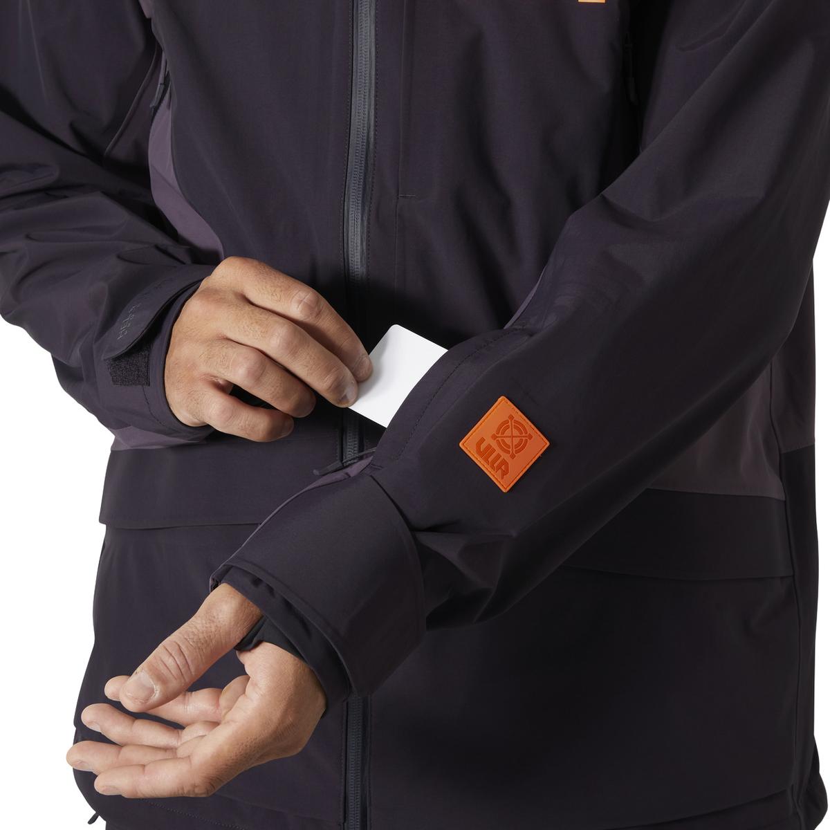 product/h/e/helly-hansen_65976-660_black-grape_1.jpg