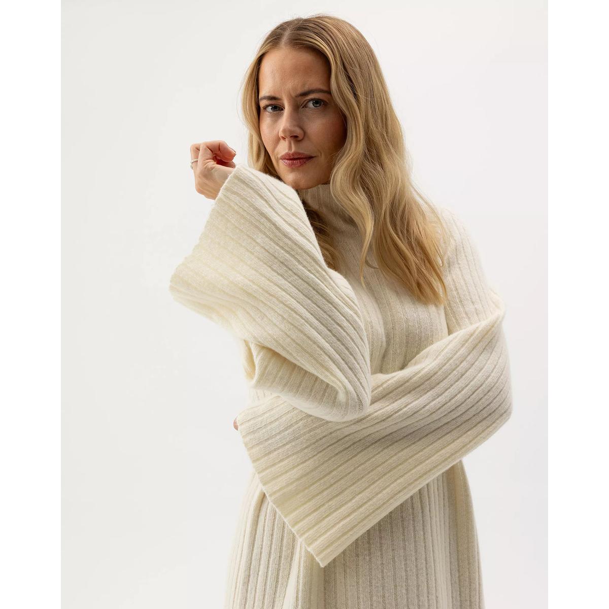 product/h/o/holebrook-a52605-119-whisper-white-4.jpg