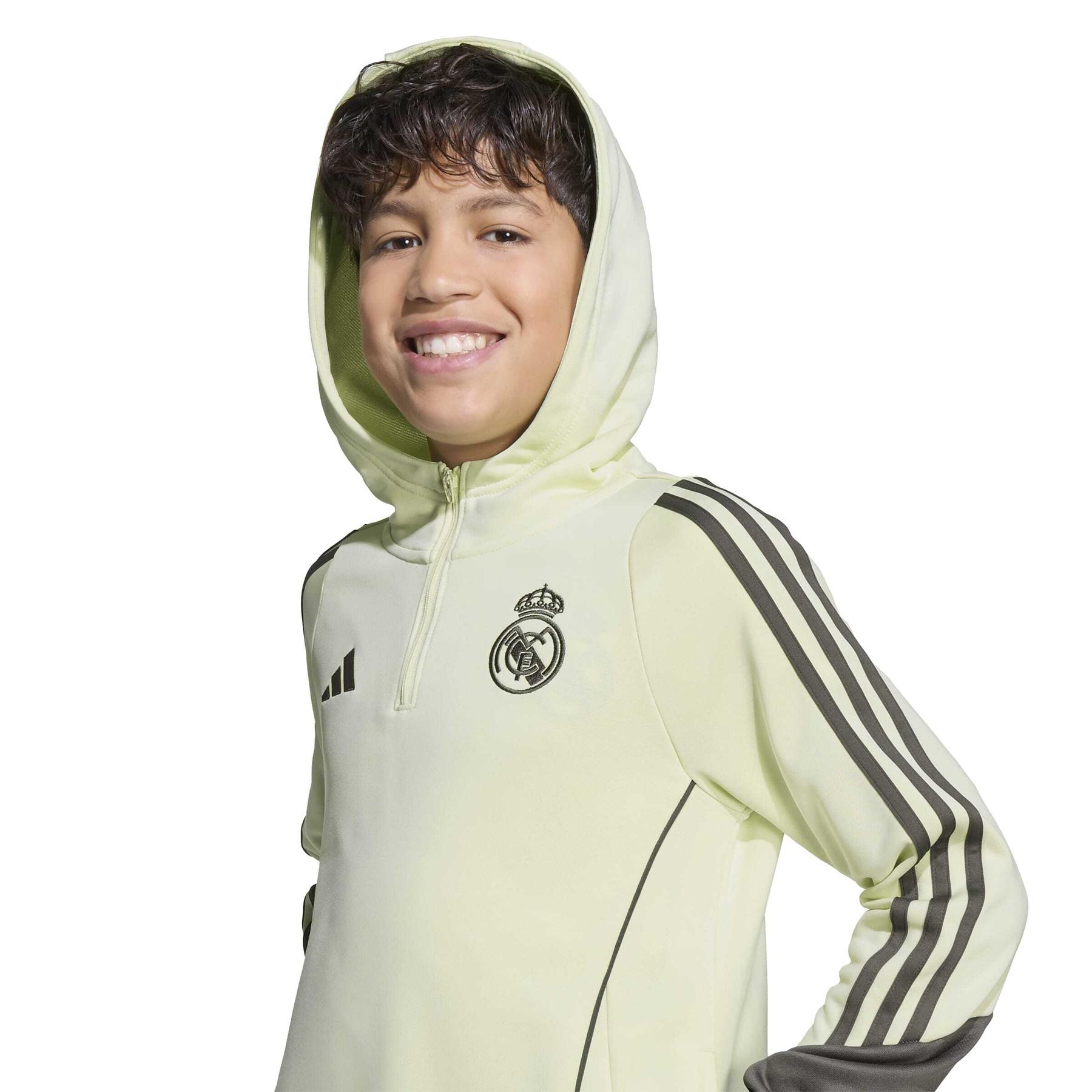 product/a/d/adidas_jp4003_5_apparel_on_model_detail_view_2_white.jpg