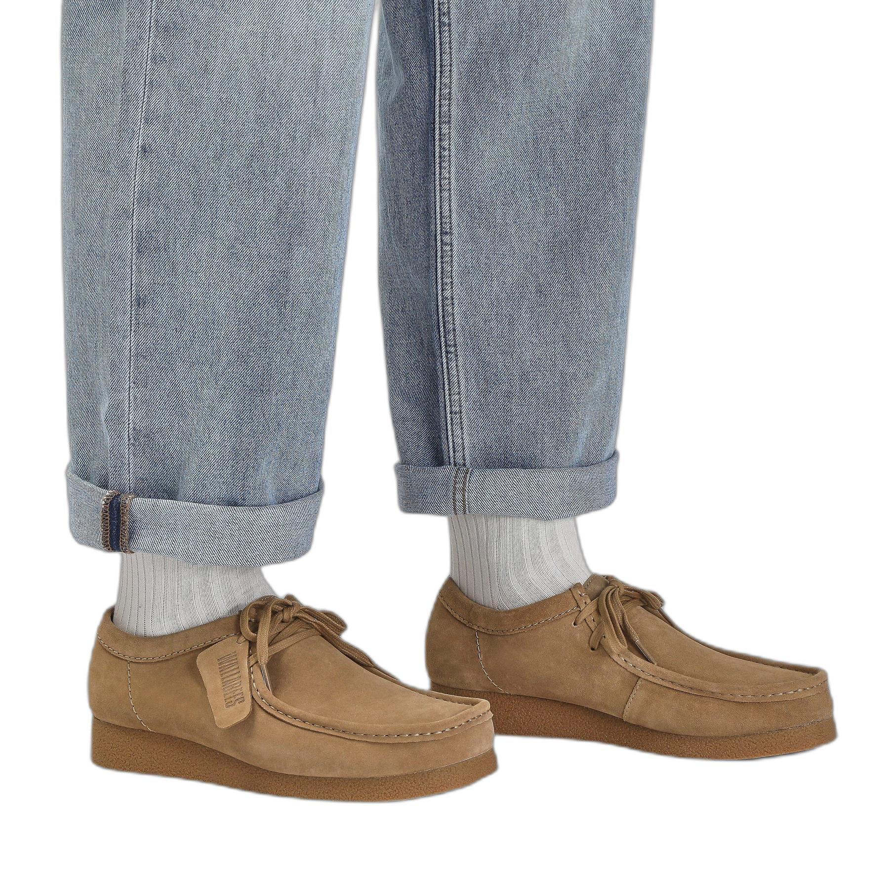 product/c/l/clarks_26172821_dark-sand-suede_10.jpg