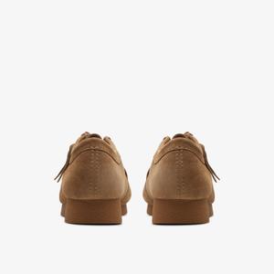 product/c/l/clarks_26172821_dark-sand-suede_5.jpg