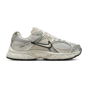 hq7901-104-women-s-trainers-nike-v5-rnr-summit-white-lt-orewood-brn-sail-black