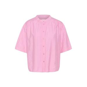 30408223-152214-woman-s-shirt-soaked-in-luxury-emine-layna-rosebloom
